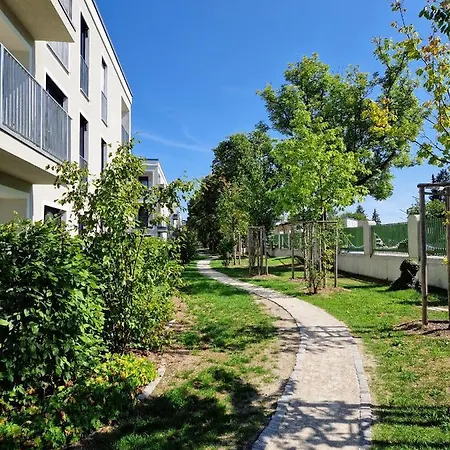 Traumhaftes Mit Balkon Apartmán Mnichov